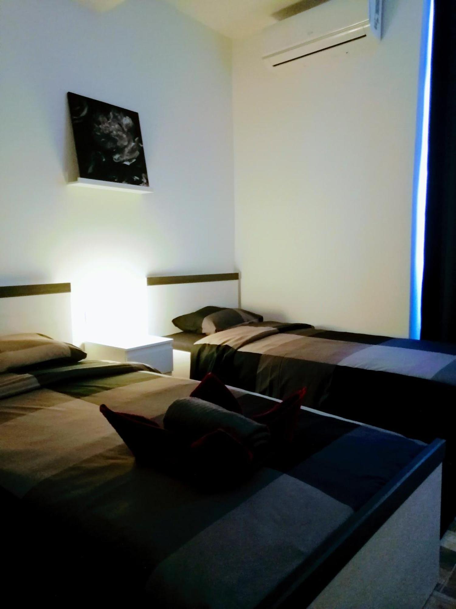 Pula Center - Studio Apartments エクステリア 写真